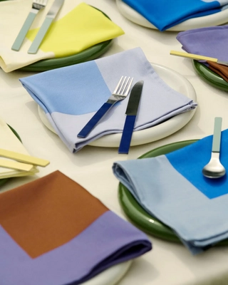 hay-ram-napkin-blue-57535_1920x1920