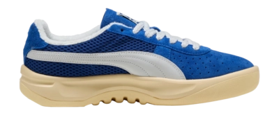 PUMA Men GV Special Laundry Boys II Clyde Royal Creamy Vanilla