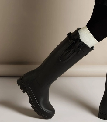 8---le-chameau-women-vierzonord-neoprene-lined-boot-black_the_walk