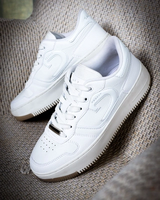 PRODUCT_TILE_CRUYFF_WC_WHITE_2