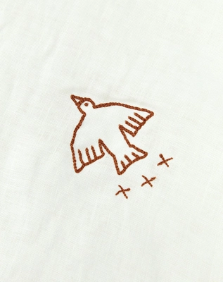 4---l1n0-embroidery-winter-blanket-off-white-nobodinoz-4-8435574934352_1