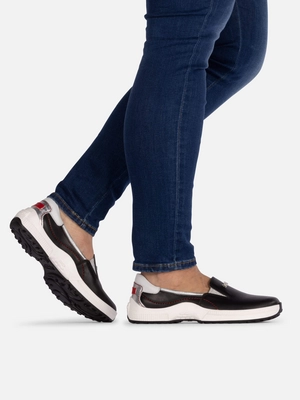 5---zoo-adventure-dames-mocassin-kate-vivid-black-22760-003-fashion