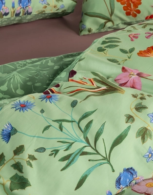 2---Marigold_Duvet_cover_Quiet_green_101876_692_LR_D1_P
