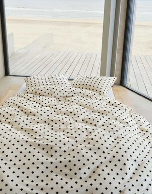 3---iben_duvet_cover_black_102175_105_lr_s3_p