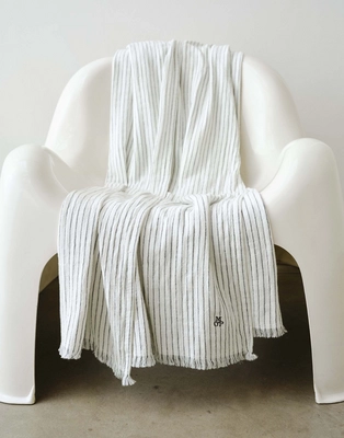 Fine_Stripe_Plaid_Anthracite_102262_100_LR_S1_P