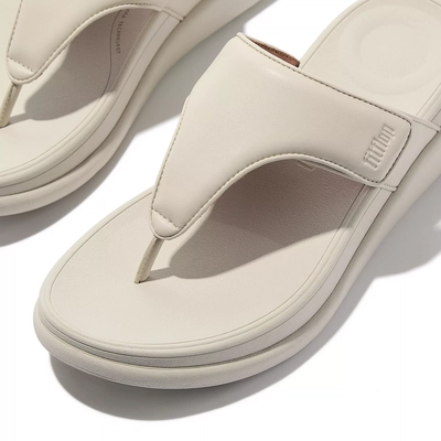4---F-MODE-GO-ADJUSTABLE-FLATFORM-TOE-POST-SANDALS-PARIS-BEIGE_IW1-A99_2