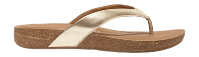 FitFlop Women iQushion Metallic-Leather Flip-Flops Platino