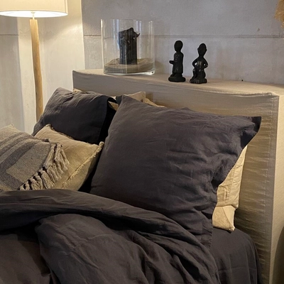 KissenbezügePassion for Linen Remy Off Black Gewaschenes Leinen