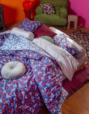 3---blooming_ballet_duvet__cover_marine_blue_101938_573_lr_s1_p