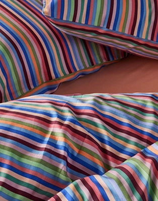 3---donna_duvet_cover_multi_102305_165_lr_d1_p
