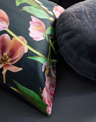 4---eloise_duvet_cover_slate_grey_101990_662_lr_s2_p