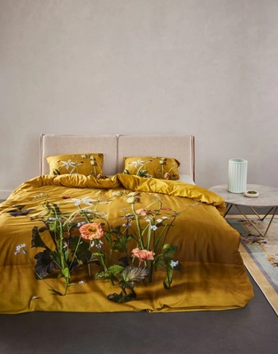 4---ficaria_duvet_cover_flower_ochre_101652_665_lr_s1_p