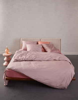 5---jule_duvet_cover_woodrose_102348_484_lr_s1_p