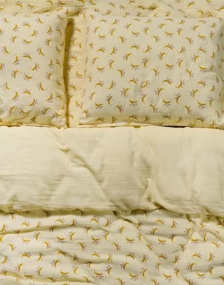 5---lily_melody_duvet_cover_lemon_yellow_101748_592_lr_s5_p_5