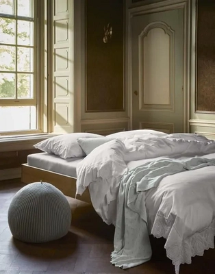 6---maen_duvet_cover_white_101082_204_lr_s2_p
