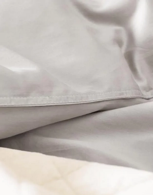2---minte_duvet_cover_grey_401244_100_142_lr_d1_p