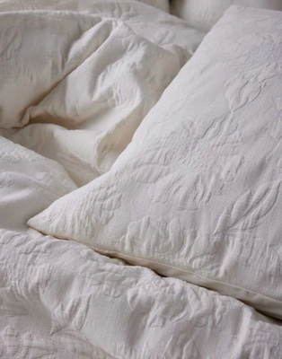 3---philippine_duvet_cover_vanilla_101978_292_lr_d2_p