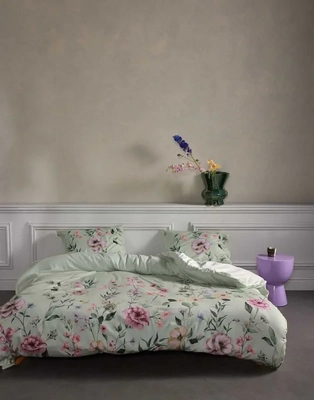 3---romee_duvet_cover_sage_green_101945_354_lr_s1_p