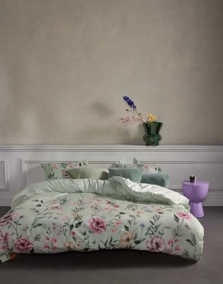 4---romee_duvet_cover_sage_green_101945_354_lr_s2_p