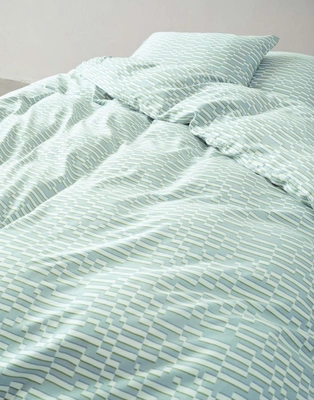 5---harpa_duvet_cover_blue_haze_102309_682_lr_s3_p