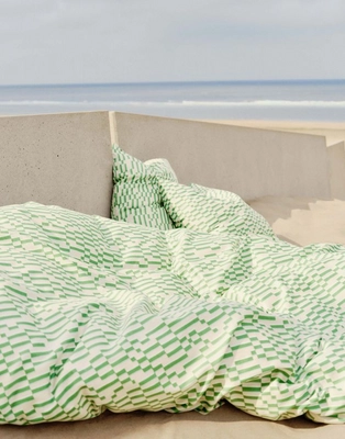 6---harpa_duvet_cover_fern_green_102309_684_lr_s4_p