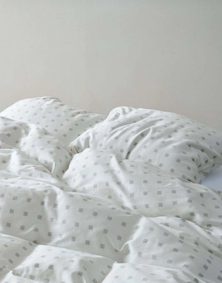 5---iben_duvet_cover_grey_mist_102312_686_lr_s3_p