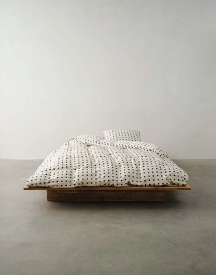 7---iben_duvet_cover_black_102312_105_lr_s5_p