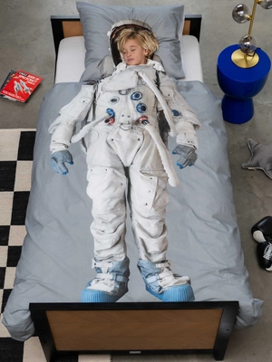 4---Astronaut_rgb-4526