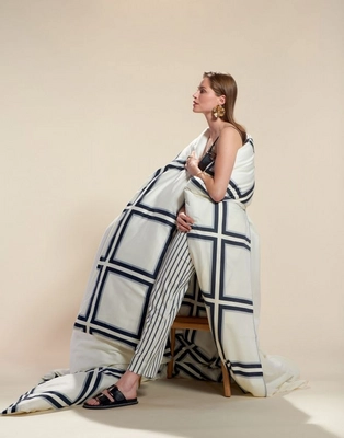 3---mare_libba_trousers_long_vanilla_102140_292_lr_s1_p