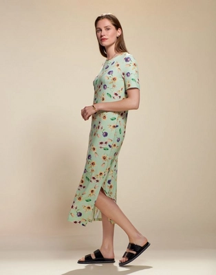 4---titia_fiorre_nightdress_short_sleeve_subtle_green_102162_679_lr_s2_p
