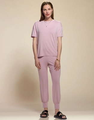 6---denna_uni_top_short_sleeve_pale_lilac_102180_690_lr_s1_p