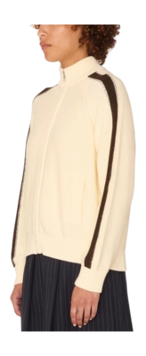 251010071_DVE_2-_no-bg