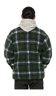 3---Gramicci-G4FU-J135_OLIVESHADOWPLAID_fitting_U5