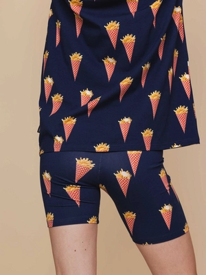 3---SS25_FriesNavy_Women_TshirtBikershorts_1731