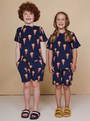 5---SS25_FriesNavy_Kids_TshirtShorts_543
