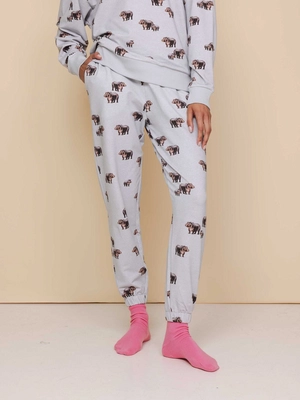 2---SS25_Hippos_Unisex_RelaxedSweaterPants_263_f4359616-fc7b-4917-ac50-390d4cd3597d