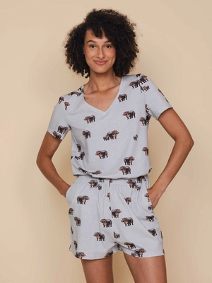 4---SS25_Hippos_Women_VneckTshirtShorts_2489