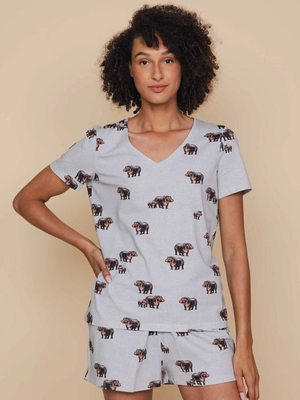 2---SS25_Hippos_Women_VneckTshirtShorts_2482