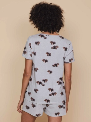 3---SS25_Hippos_Women_VneckTshirtShorts_2486