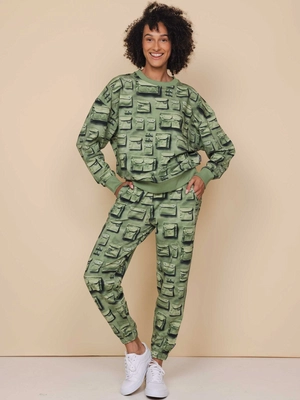 5---SS25_InThePocket_Unisex_RelaxedSweaterPants_353_44a9adfd-364a-4c3d-8f8b-0e704fd5c14f