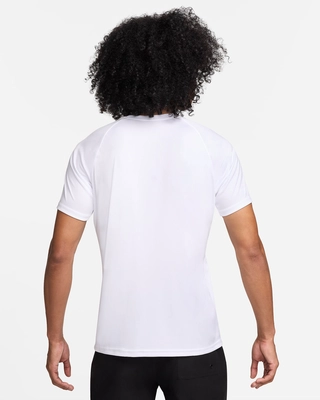 NIKE+ESSENTIAL+SS+HYDROGUARD (1)
