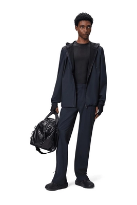 12410_Navy_SS25_Men_3