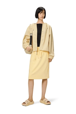 18040_gleam_ss25_women_3