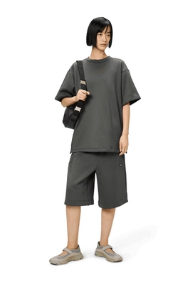 21830_grey_ss25_women_3