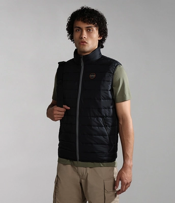 4---SS23_MAIN_MODEL_NA4H8G041-HERO