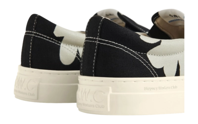 4---LISTER_CUP_BLACK_WHITE_heel-_no-bg