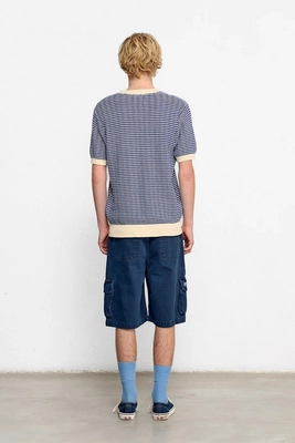 6---knitted_tshirt_blue2web_1200x