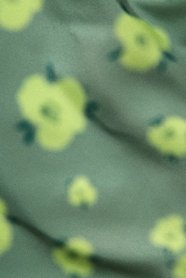 3---BLURRED_KHAKI_C_1200x