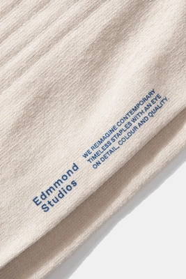 3---EDMMONDCORELOGOSOCKS_TAUPE_B_1200x