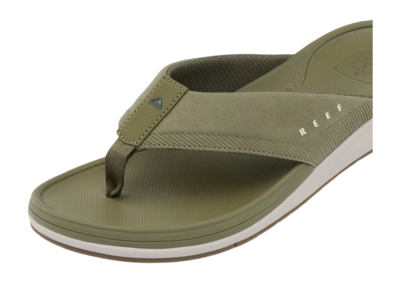 6---CJ6750_CUSHION_NORTE_OLIVE_VINTAGE_DTL1_GB_800x